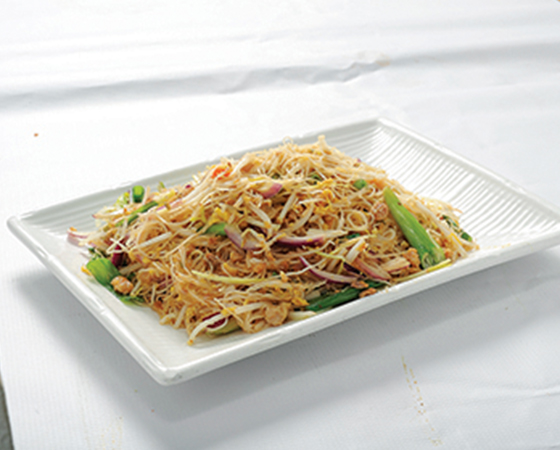 Image: (35) Salted Fish& Chicken With Vermicelli